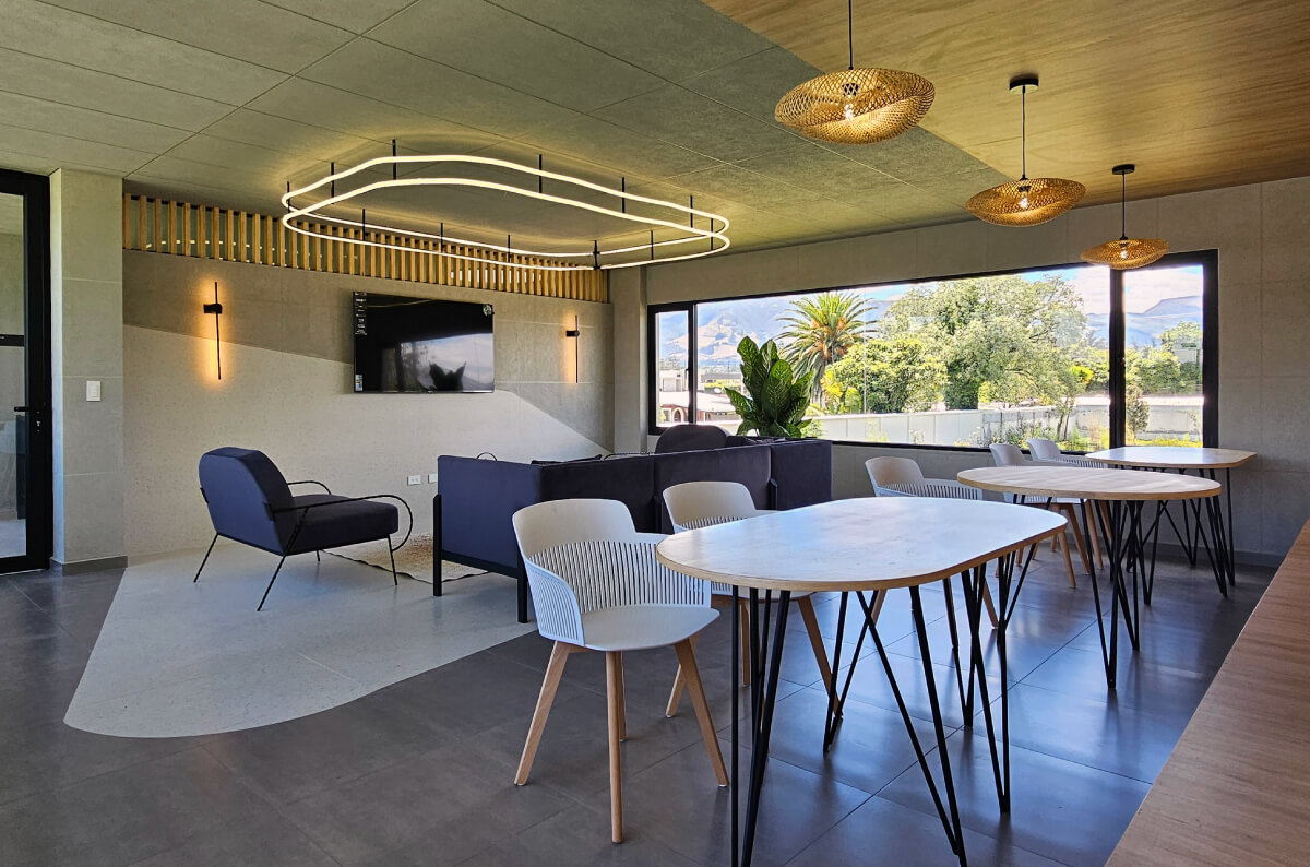 Zeiba, lotes en puembo